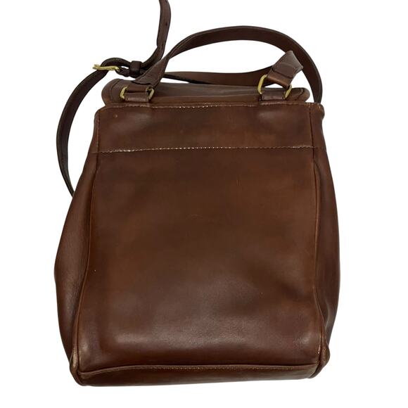 Vintage Coach Flap Drawstring Brown Leather Crossbody - Picture 4 of 11